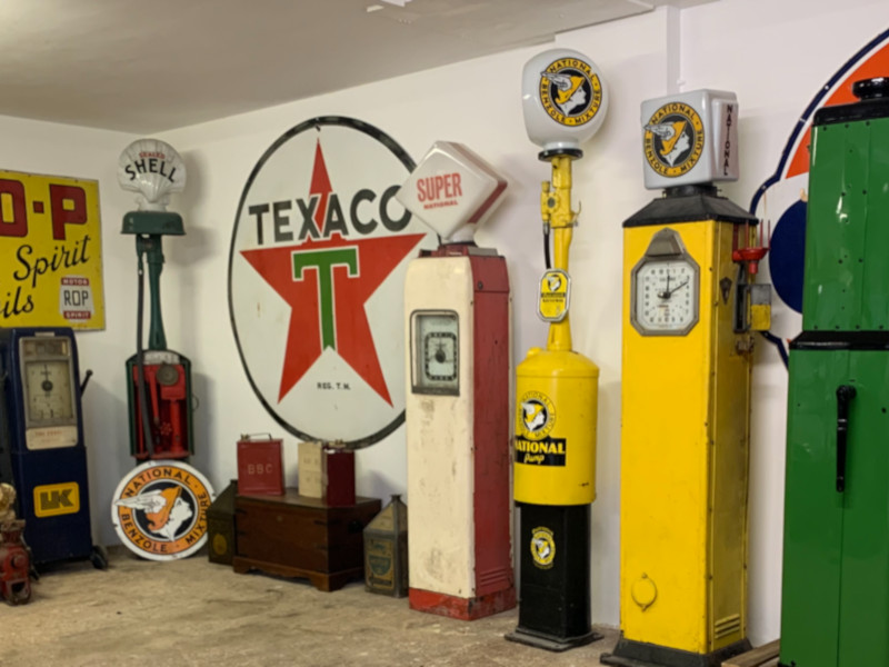Petroliana & Automobilia by UK Restoration Auctions